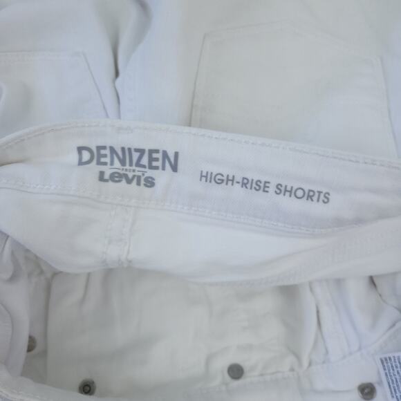 Levi's Denizen High Rise White Jean Shorts Size 4, Waist 27, Rolled Cuff Denim - Picture 4 of 6